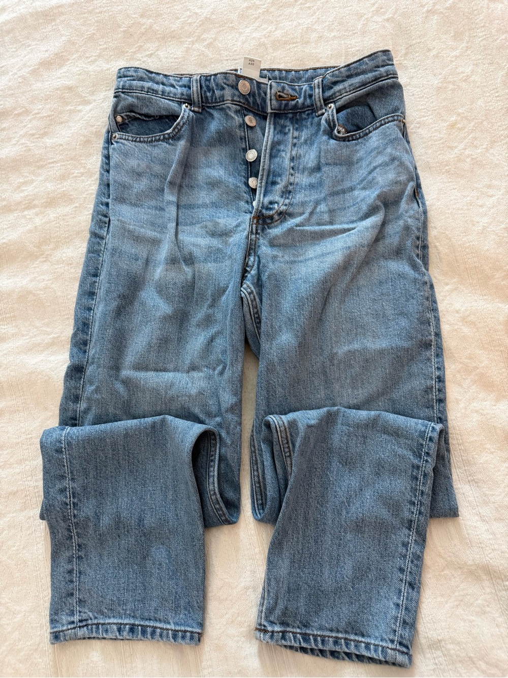H&M Women's Straight-Leg Button-Fly Jeans in Medium Blue